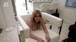 Hot stepmom gets pussy fucked while stuffed in a chair